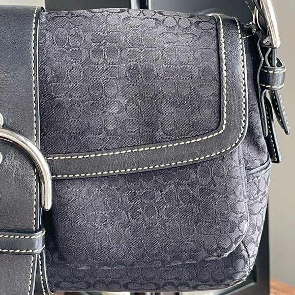 Vintage COACH Signature Soho Y2K Canvas & Leather Shoulder Bag with Buckle Flap - Picture 11 of 16